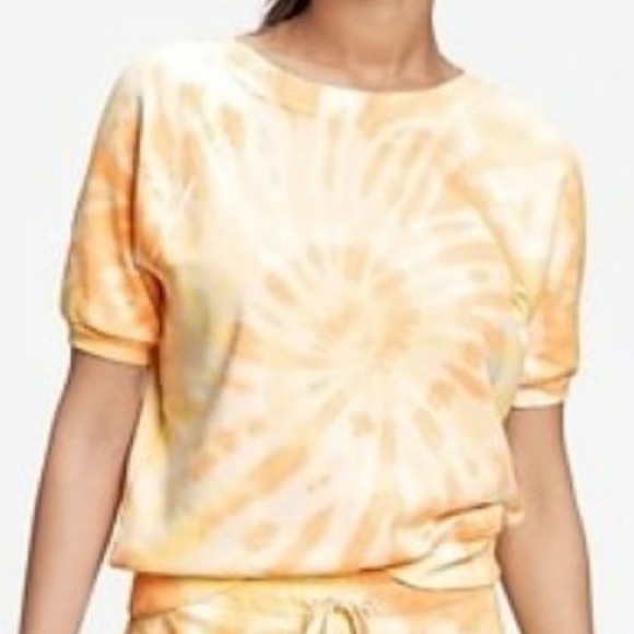 GAP Tops - GAP Tie-Dye Spiral Short Sleeve Sweatshirt Size Large in GUC